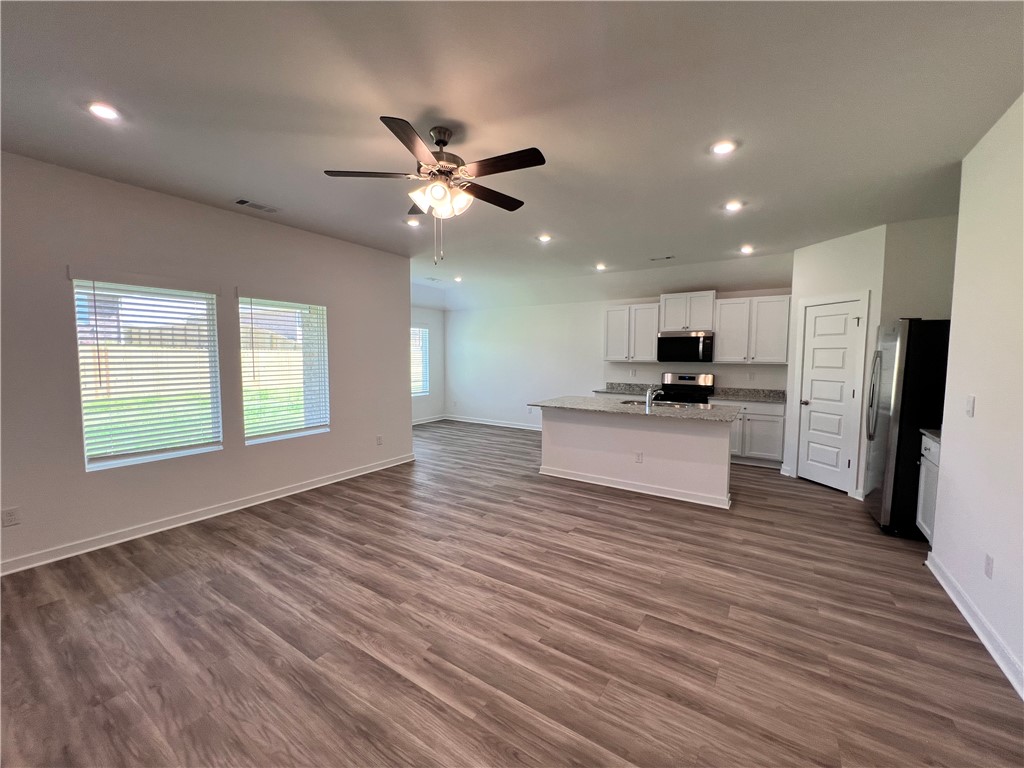 West Wind Sub Ph I Centerton - Residential Lease