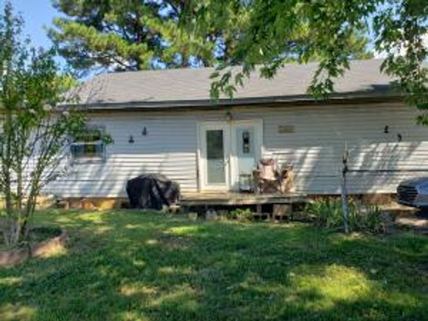 Huge City Lot!!  Perfect for first time homeowners, or investment property.  3 Bedrooms/ 2 Full Baths. HVAC less than 1 year old. Priced to Sell!!