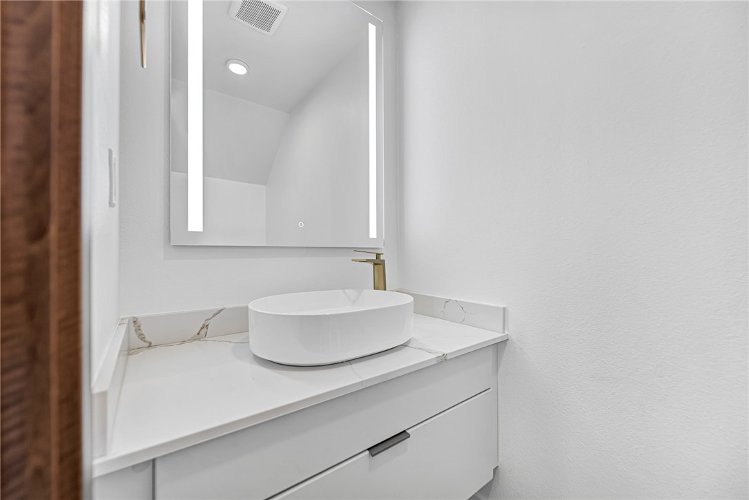 PARKSIDE SUB-LOWELL - Residential Lease