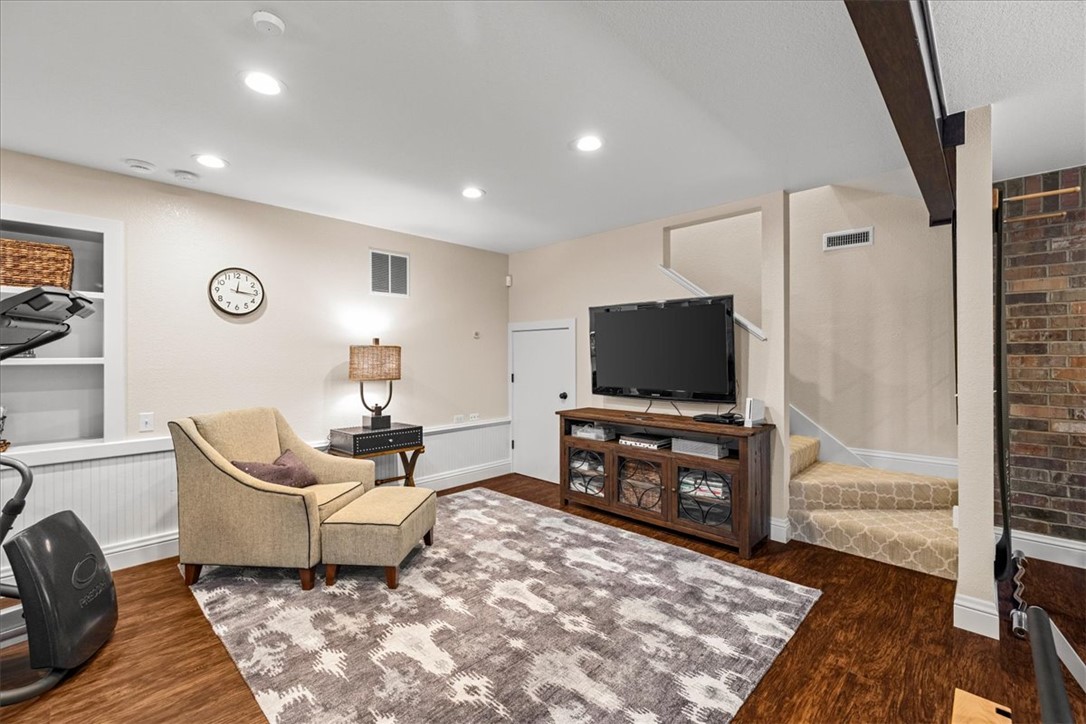 Roberts Sub Bvv - Residential