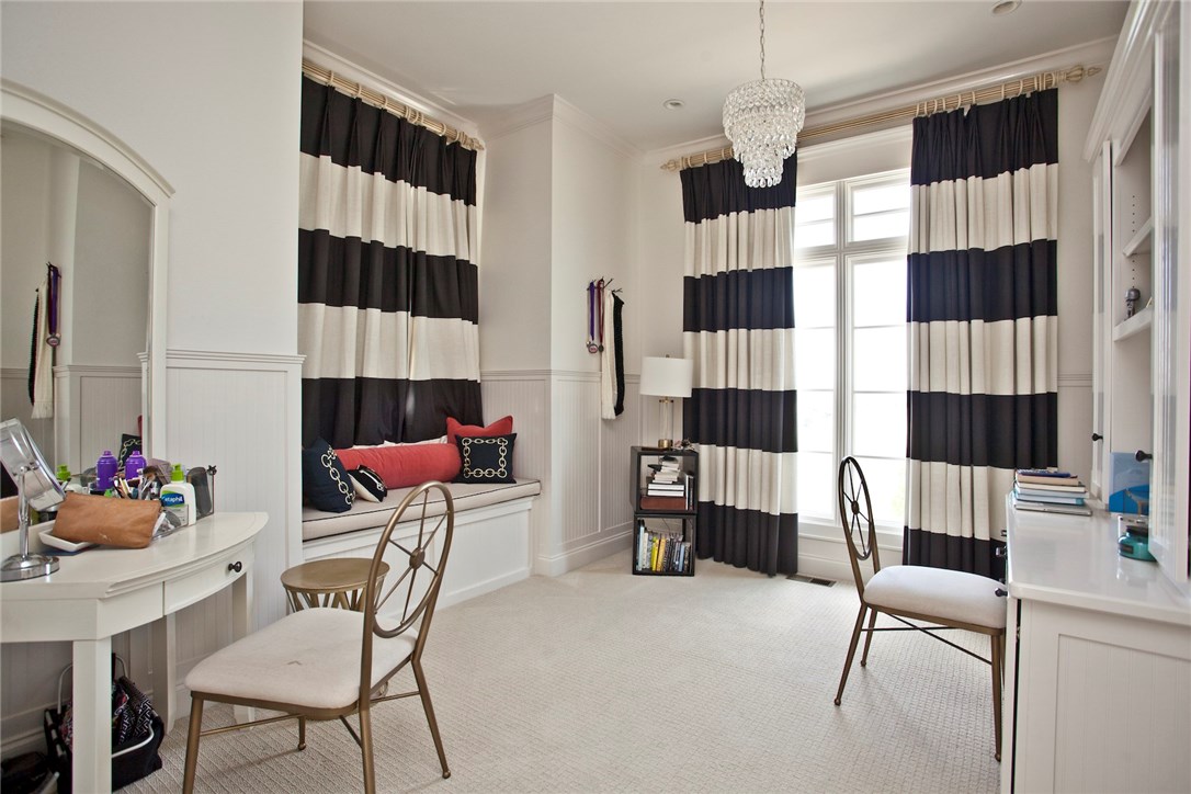 Shadow Valley Ph V Rogers - Residential