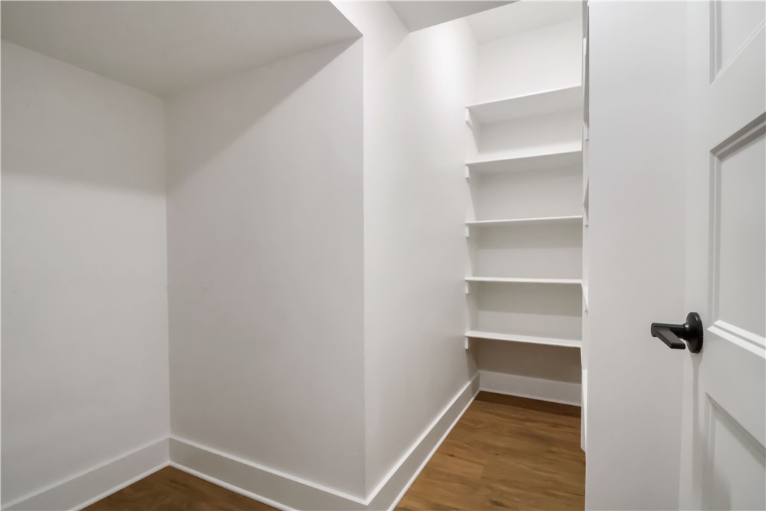 Paradise Park Sub Centerton - Residential Lease