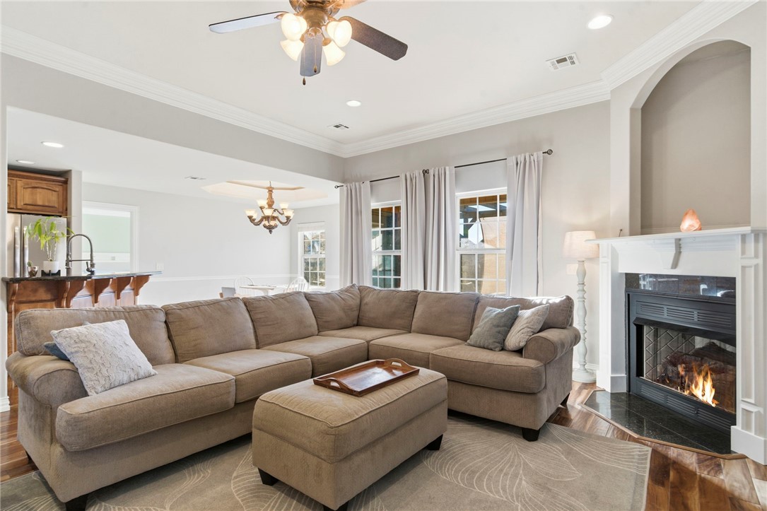 Black Springs - Residential