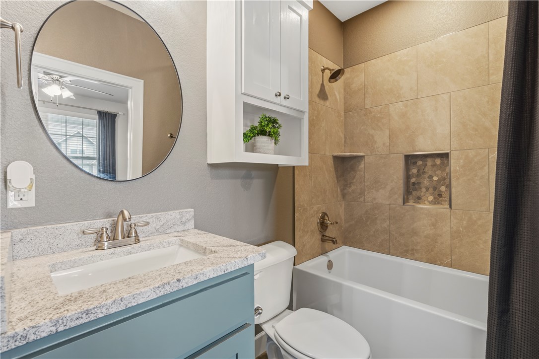 Oak Meadows Bentonville - Residential