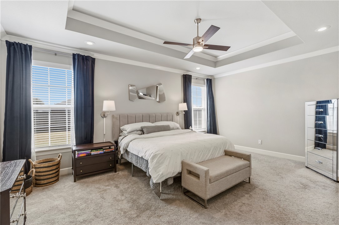 Oak Meadows Bentonville - Residential