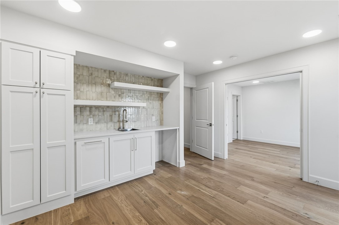 ORCHARD ADD-BENTONVILLE - Residential