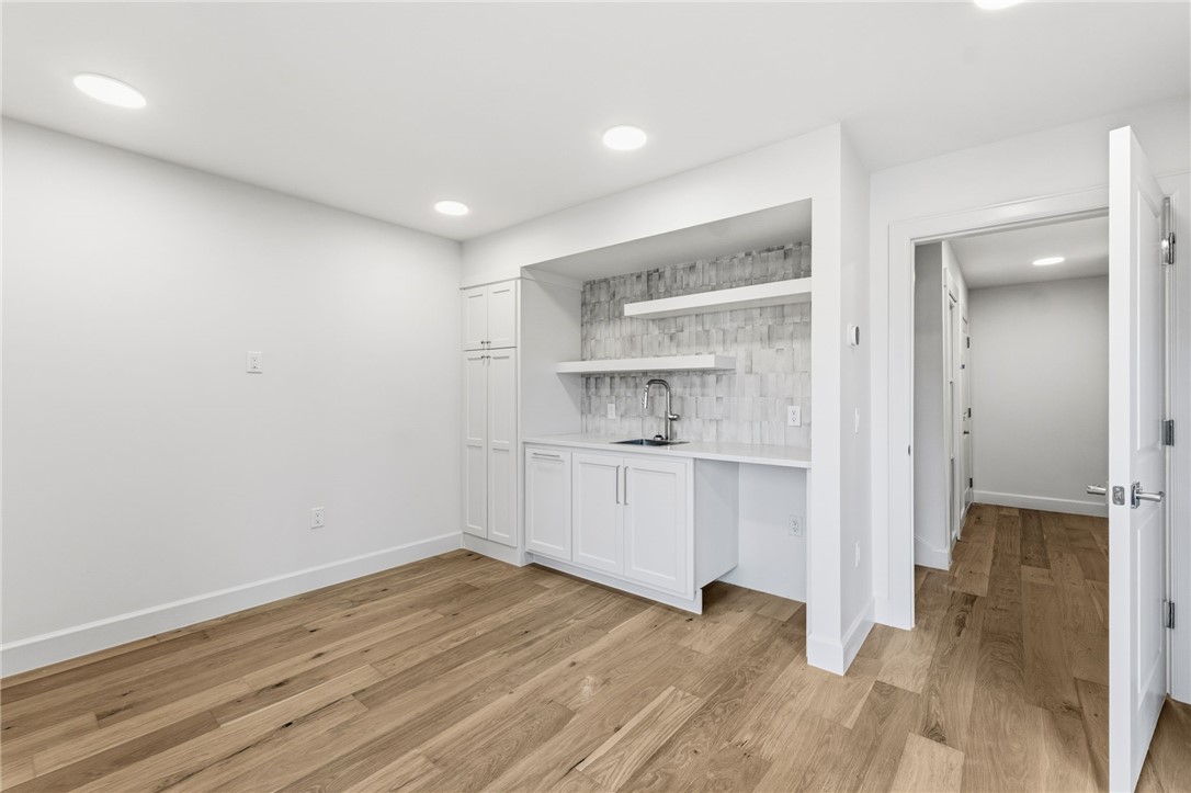 ORCHARD ADD-BENTONVILLE - Residential