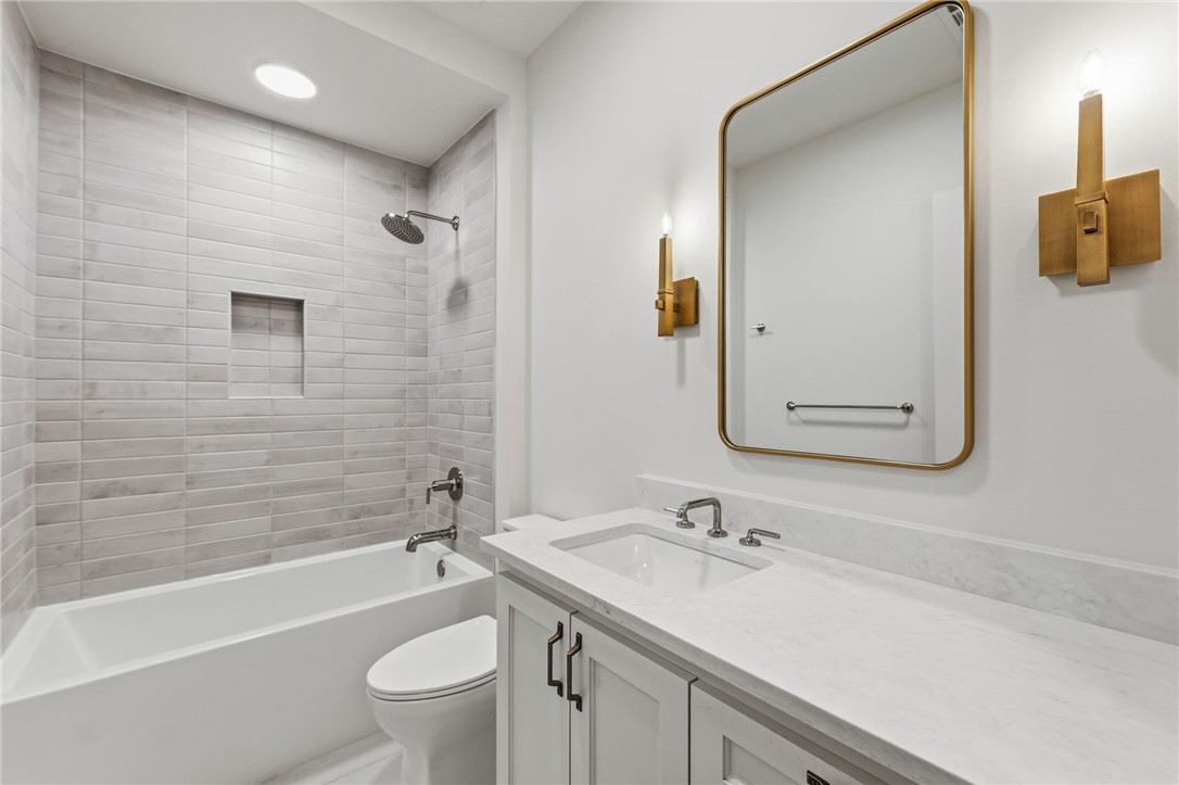 ORCHARD ADD-BENTONVILLE - Residential