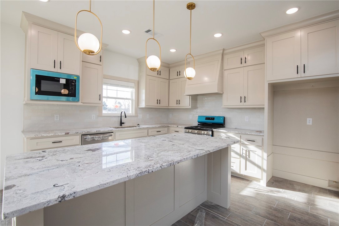 LOCKHART SUB-BVV - Residential