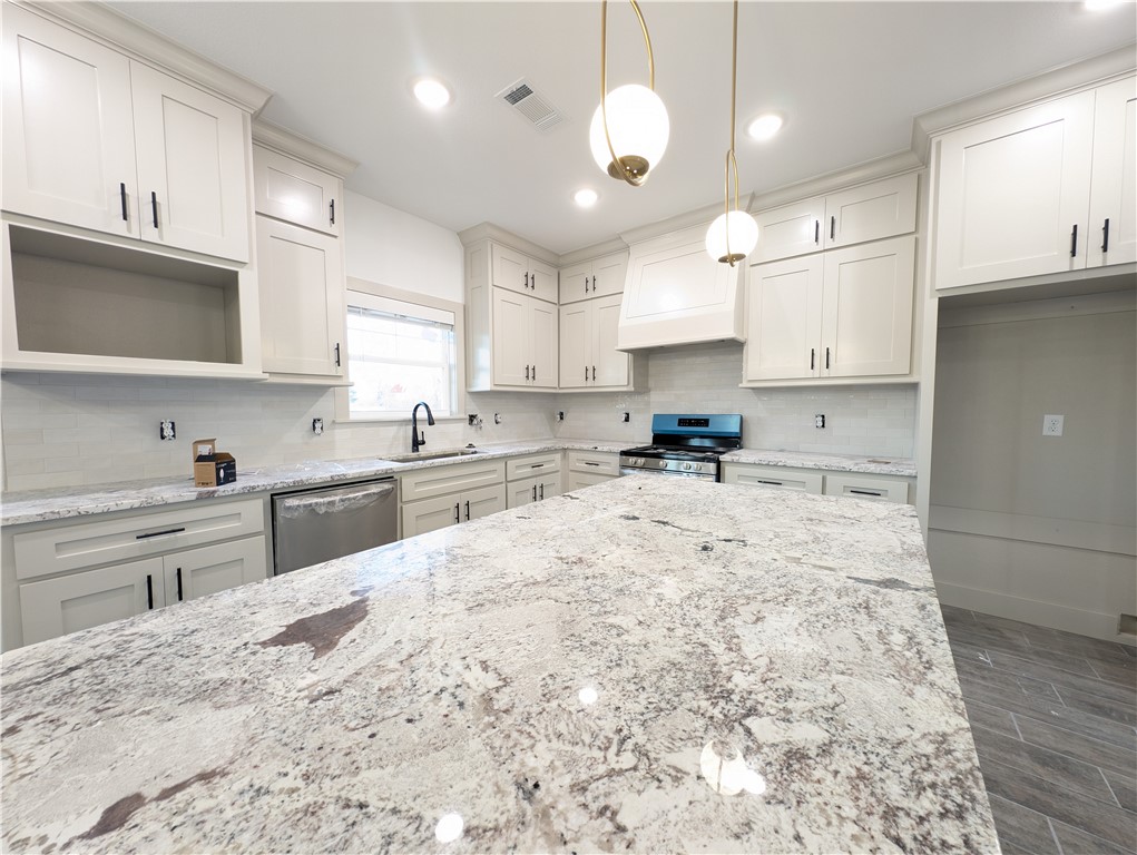 LOCKHART SUB-BVV - Residential