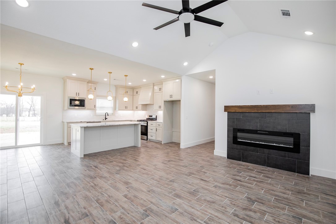 LOCKHART SUB-BVV - Residential