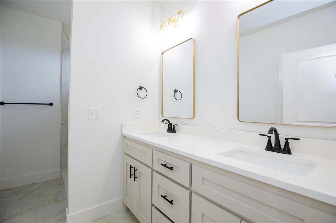 LOCKHART SUB-BVV - Residential