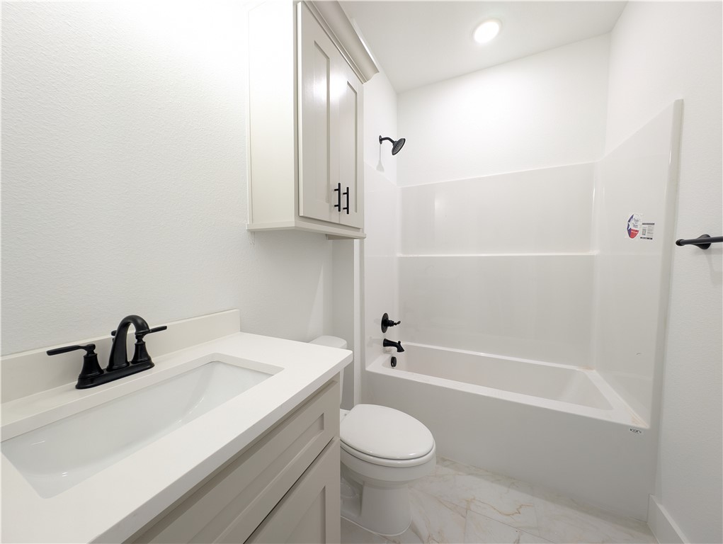 LOCKHART SUB-BVV - Residential