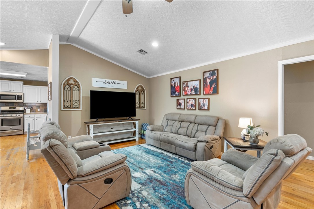 GRASSY ACRES-RURBAN - Residential