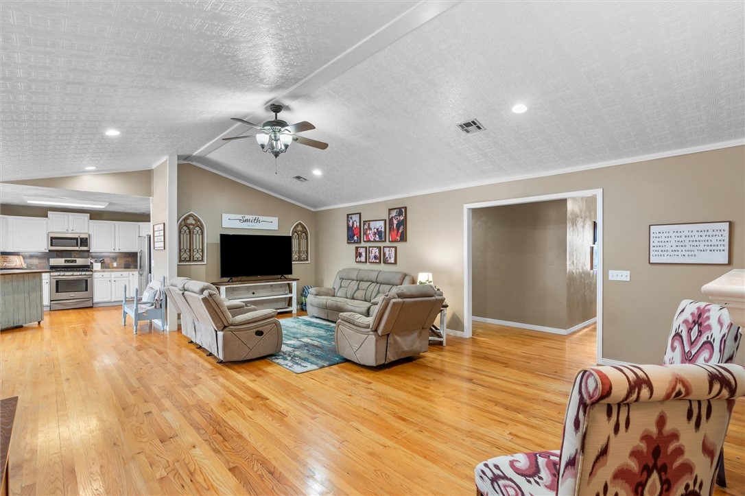 GRASSY ACRES-RURBAN - Residential