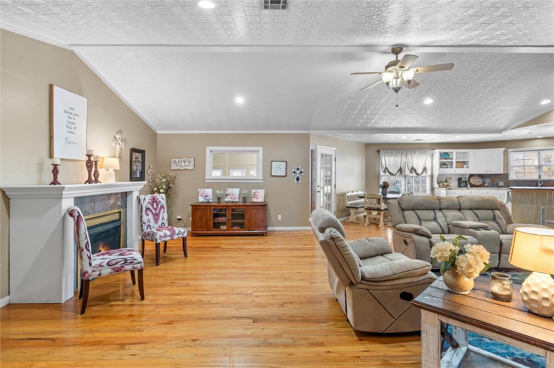 GRASSY ACRES-RURBAN - Residential