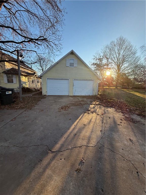 05-19-31-CENTERTON - Residential Lease