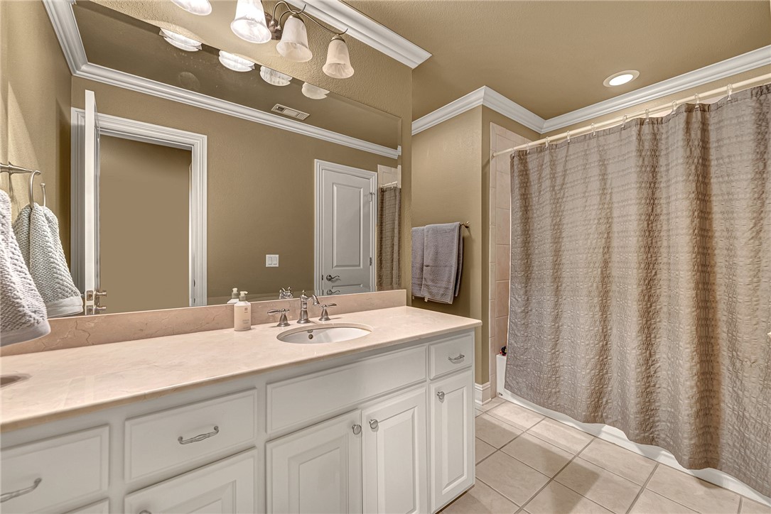 Peaks Ph III, The Rogers - Residential