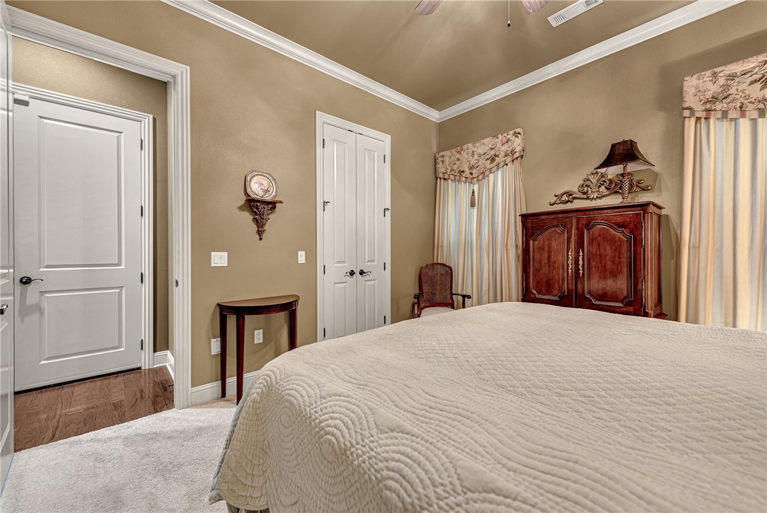 Peaks Ph III, The Rogers - Residential