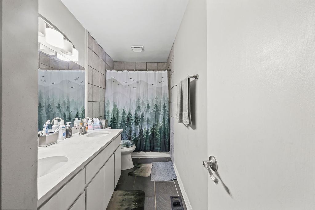 Rolling Hills - Residential