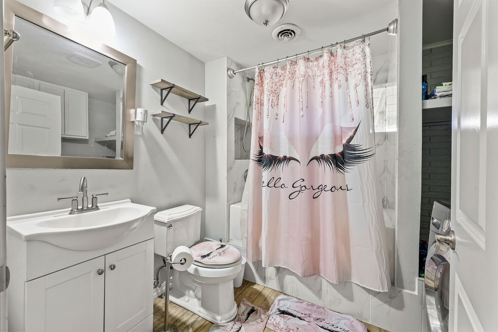 Rolling Hills - Residential