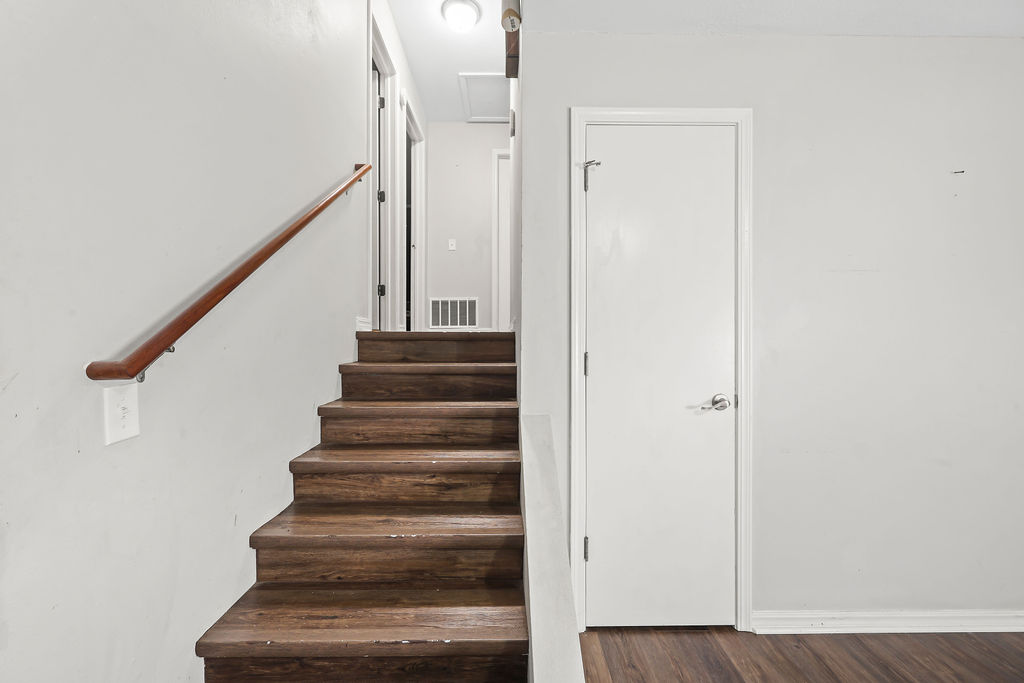 Rolling Hills - Residential