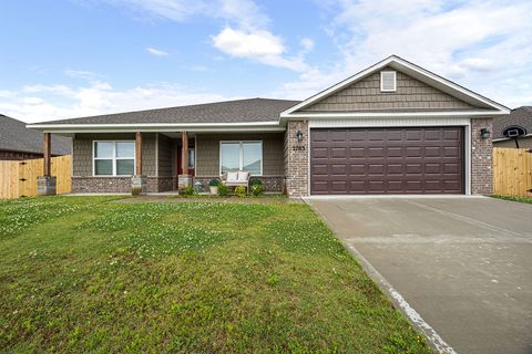 Photo of 2783 W McLaren Drive, Fayetteville, AR 72704 (MLS # 1348549)