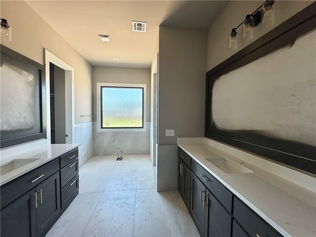 Aurora - Residential