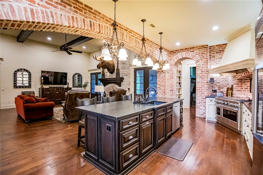 Tontitown Outlots - Residential