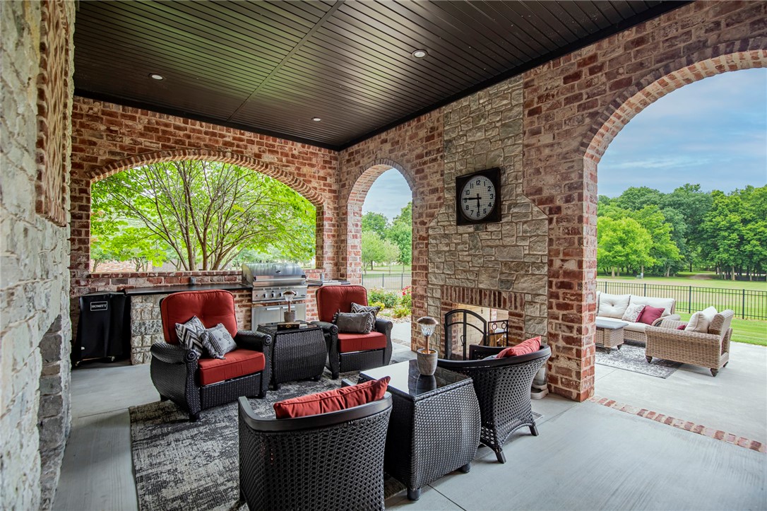 Tontitown Outlots - Residential