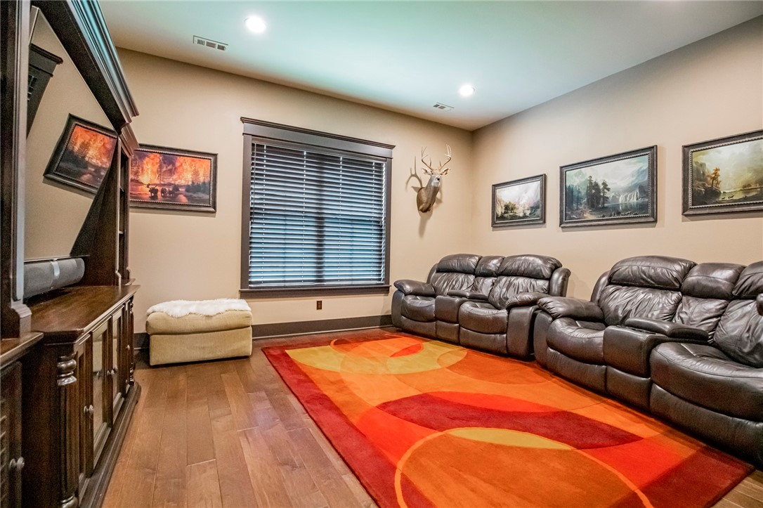 Tontitown Outlots - Residential