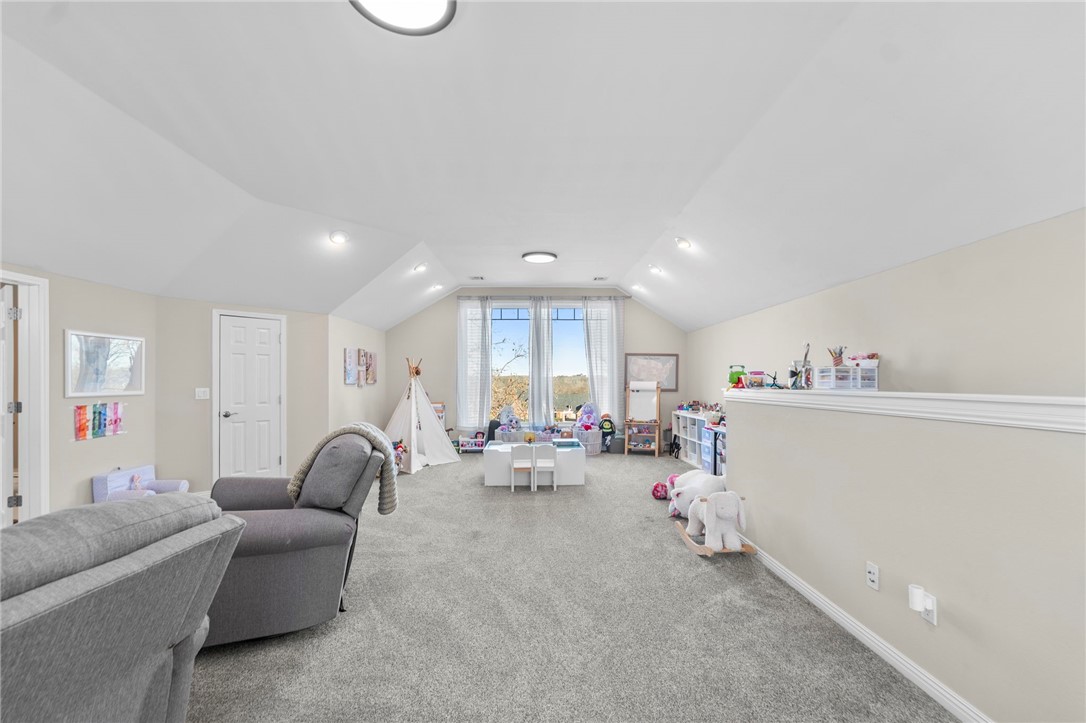 Chattin Valle Sub Cave Spgs - Residential