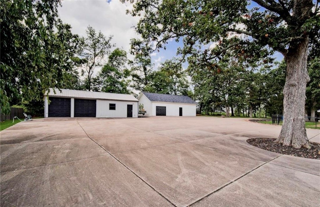 Chattin Valle Sub Cave Spgs - Residential