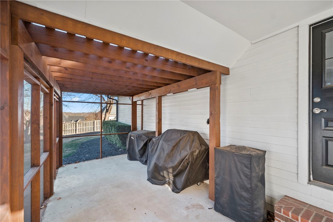 Chattin Valle Sub Cave Spgs - Residential