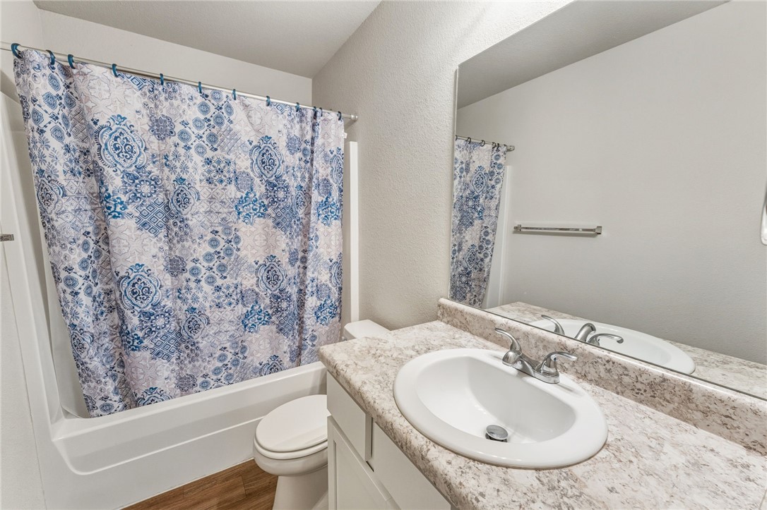 Creekside Meadows - Residential