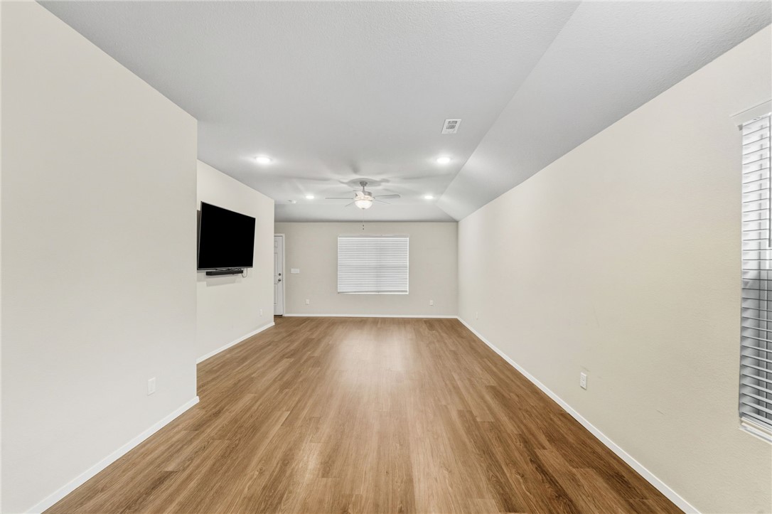 Creekside Meadows - Residential