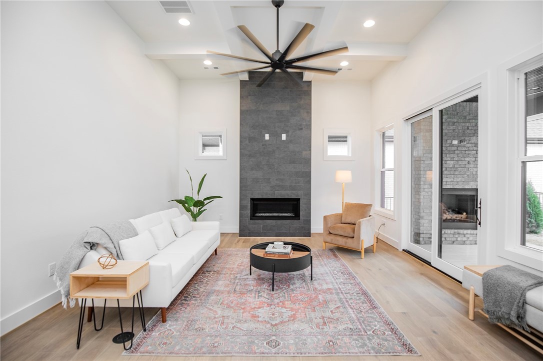 Shadow Valley Ph 11 Rogers - Residential