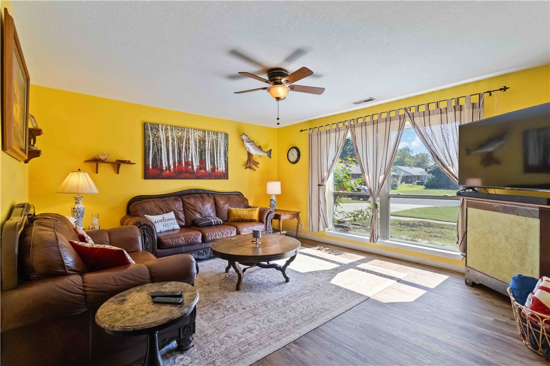 Turtle Creek Place Unit 1 Rogers - Residential
