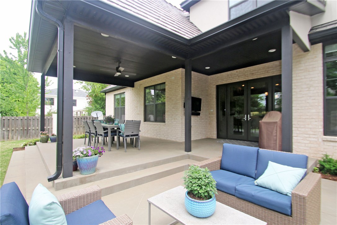 Pinnacle Golf & Cc Rogers - Residential