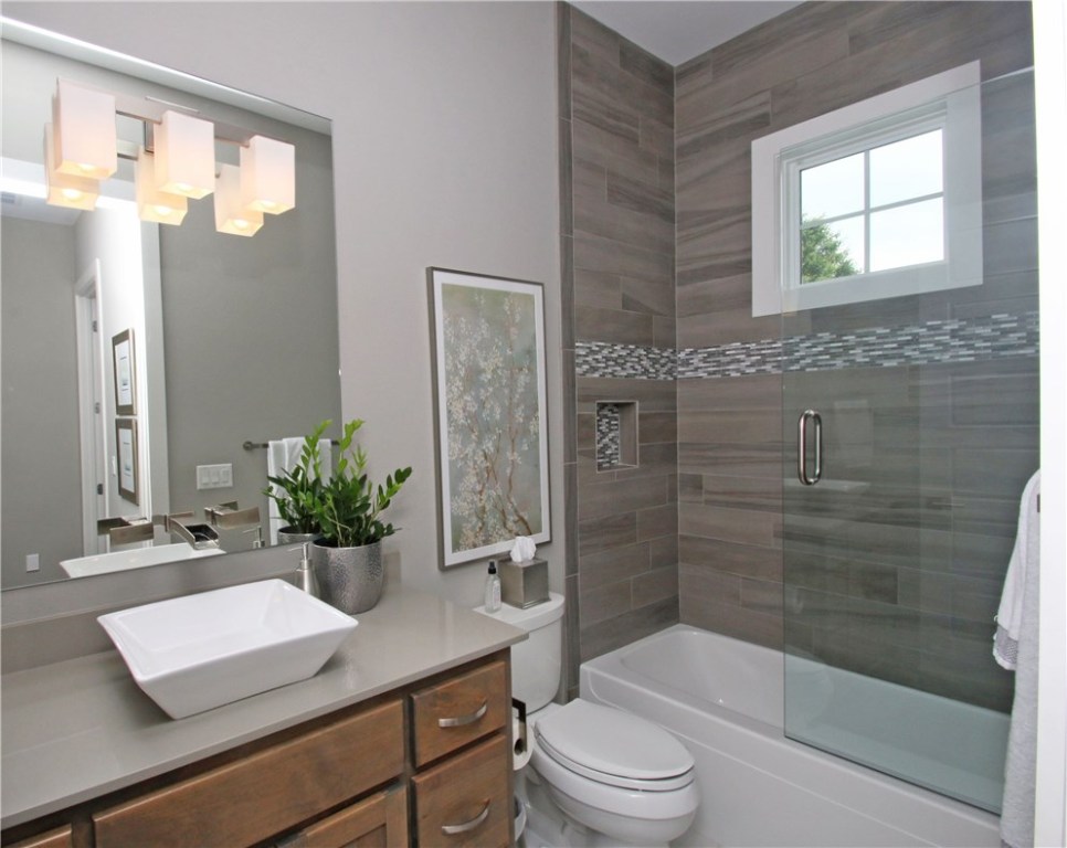 Pinnacle Golf & Cc Rogers - Residential