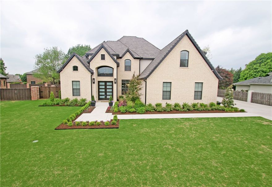 Fabulous custom built home in Pinnacle. This 4075 SF 4 bedroom 5 full bath home offers a beautiful contemporary open floor plan. The main floor is complete with the master suite and study on main level. The study could be used as a 5th bedroom. On the second level there are 3 bedrooms each with their own bathroom. There is a large bonus room complete with a mini refrigerator and microwave. Other features include a 50 year roof, tornado shelter in garage, built-ins in living room plus much more.