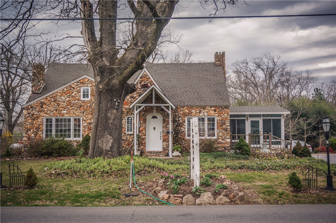 Town/Bentonville - Residential