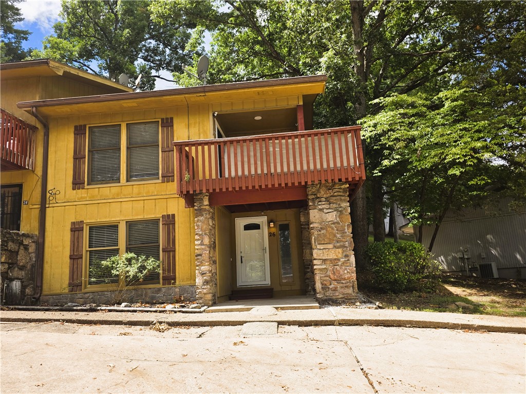 Townhouse Tct 3 A/K/A Drake - Residential Lease