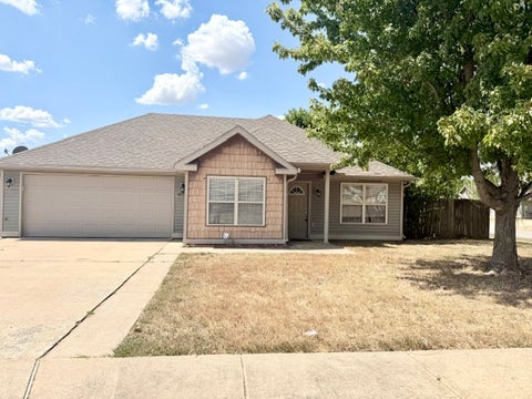 Photo of 5300 SW Regent Road, Bentonville, AR 72712 (MLS # 1360945)