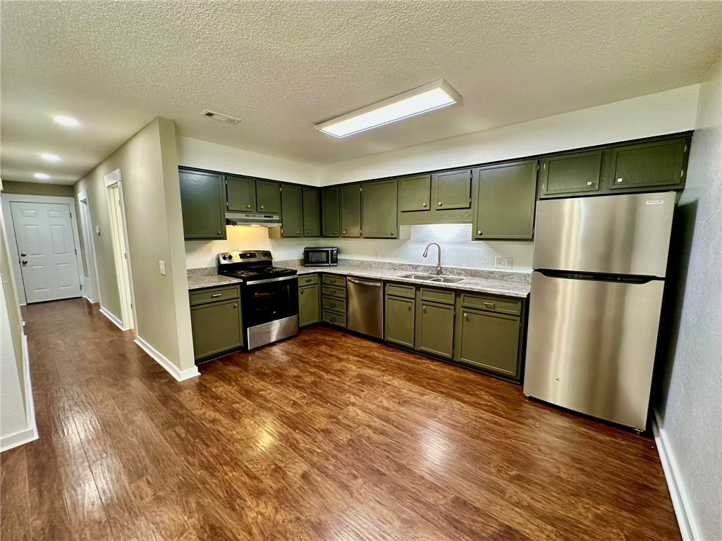 Sundance Acres - Residential Lease