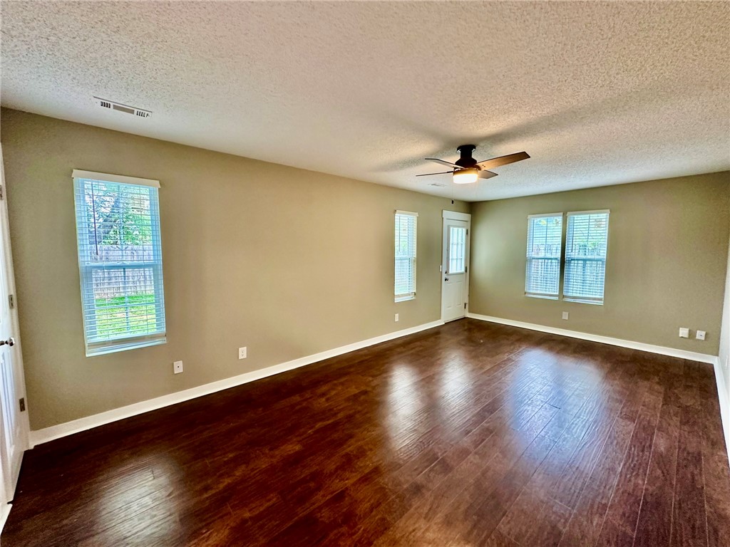 Sundance Acres - Residential Lease