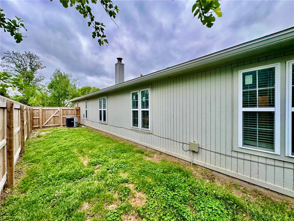 Sundance Acres - Residential Lease