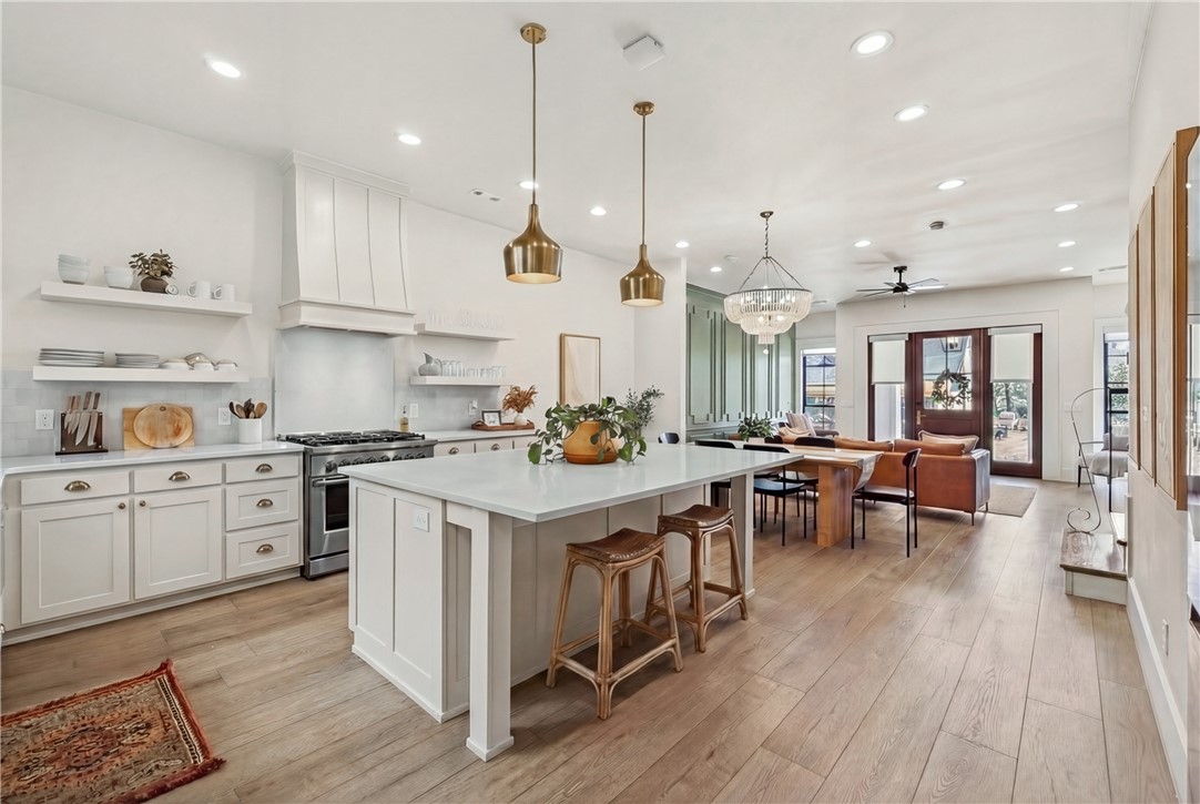 RAILROAD ADD-BENTONVILLE - Residential