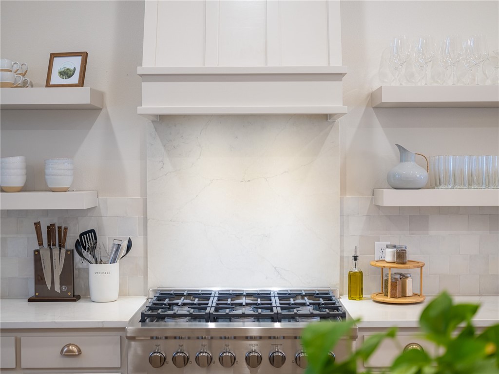 RAILROAD ADD-BENTONVILLE - Residential