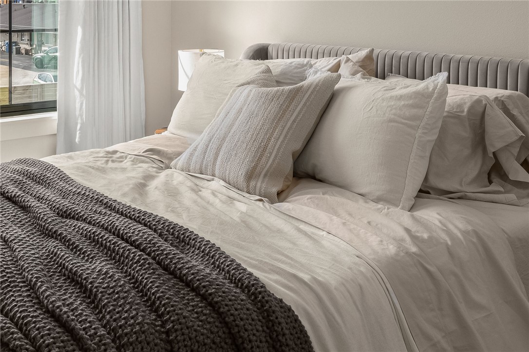 RAILROAD ADD-BENTONVILLE - Residential